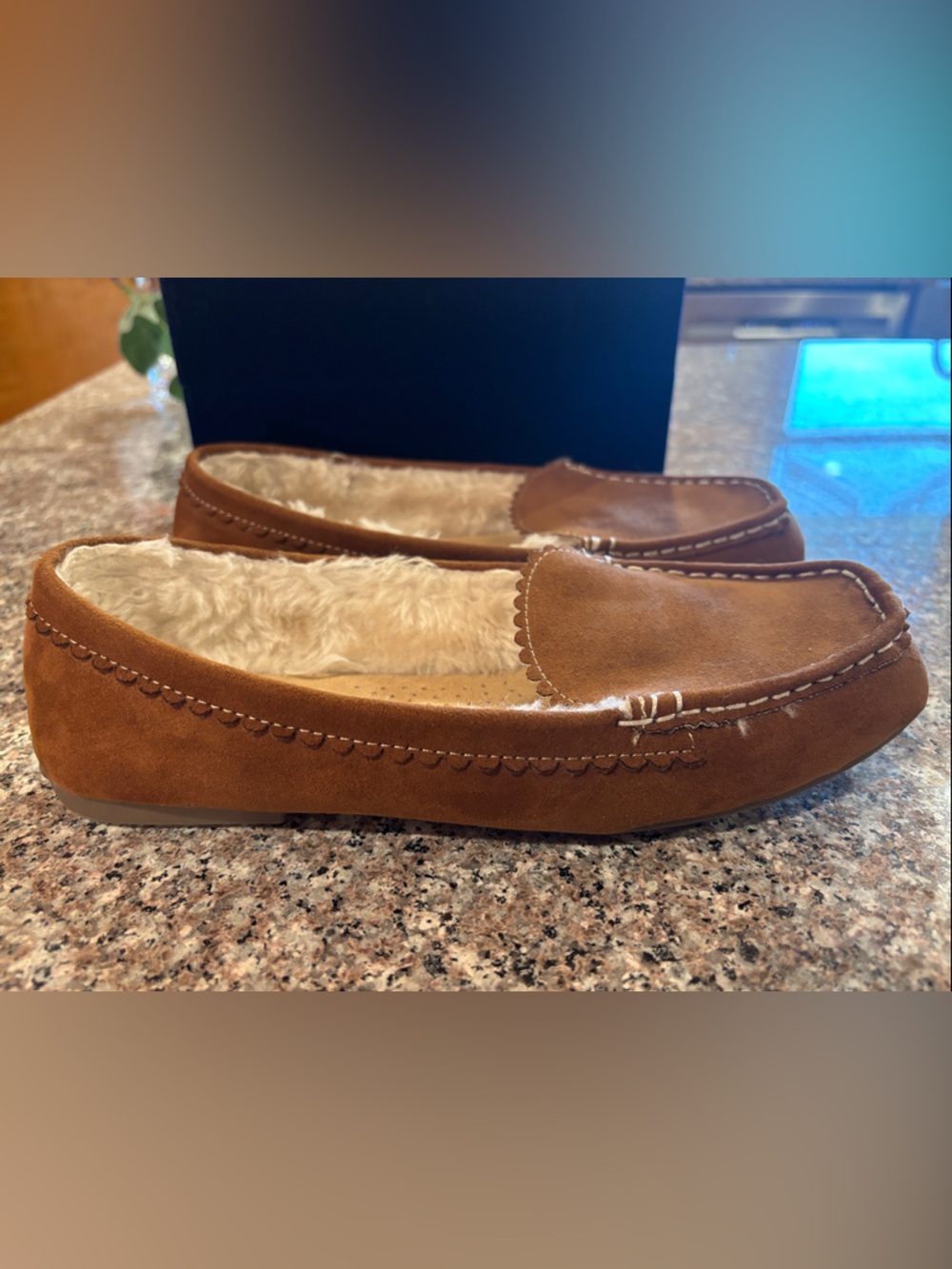 St. John's Bay Women's Chestnut Suede Fleece-Lined Moccasins       Size 8.5 - Picture 6 of 14